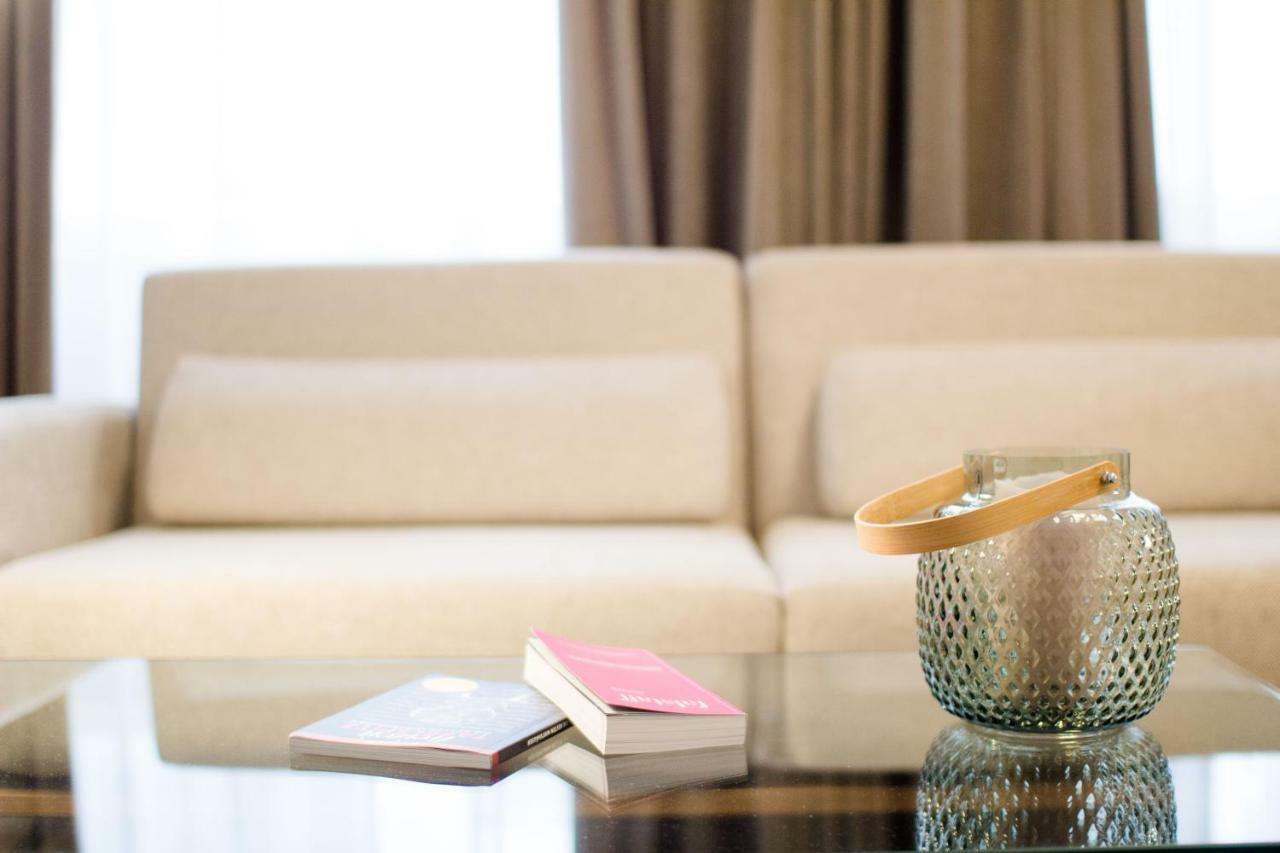 Studio Apartments Urania - Mai'S Apartments Wina Bagian luar foto