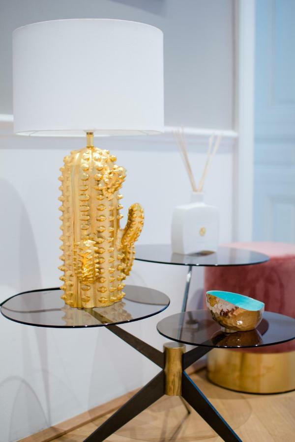 Studio Apartments Urania - Mai'S Apartments Wina Bagian luar foto